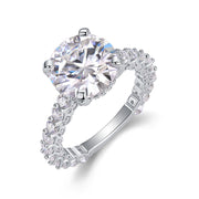 Affectionate S925 Silver 5-Carat Moissanite Diamond Ring