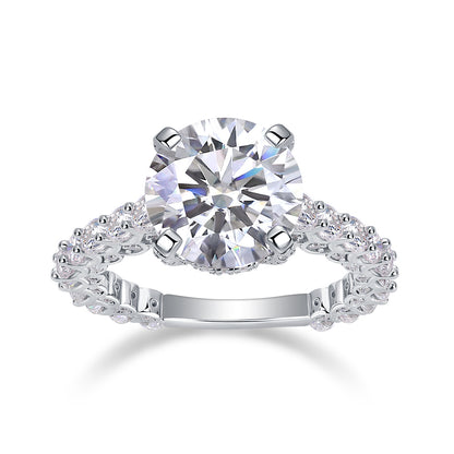 Affectionate S925 Silver 5-Carat Moissanite Diamond Ring