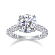 Affectionate S925 Silver 5-Carat Moissanite Diamond Ring