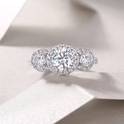 Luxurious S925 Silver 1-Carat Moissanite Diamond Ring